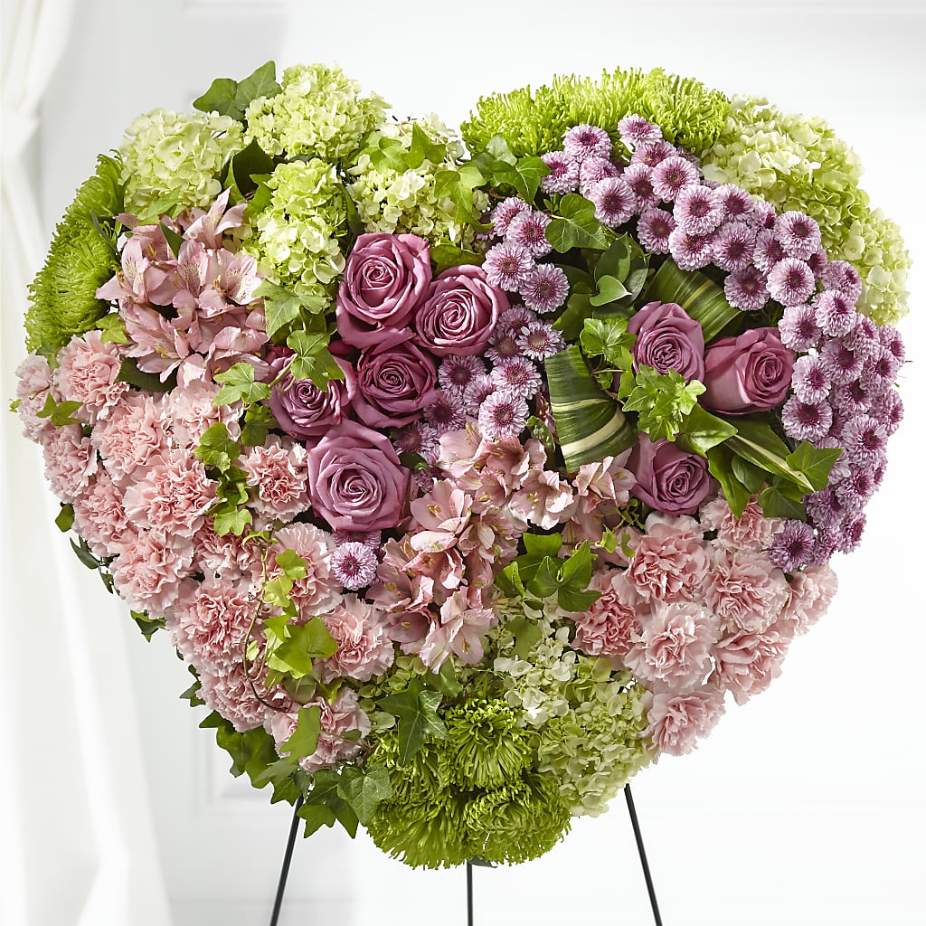 Heartwarming Standing Heart – Sunflower Florist Of Virginia Llc, Alexandria VA