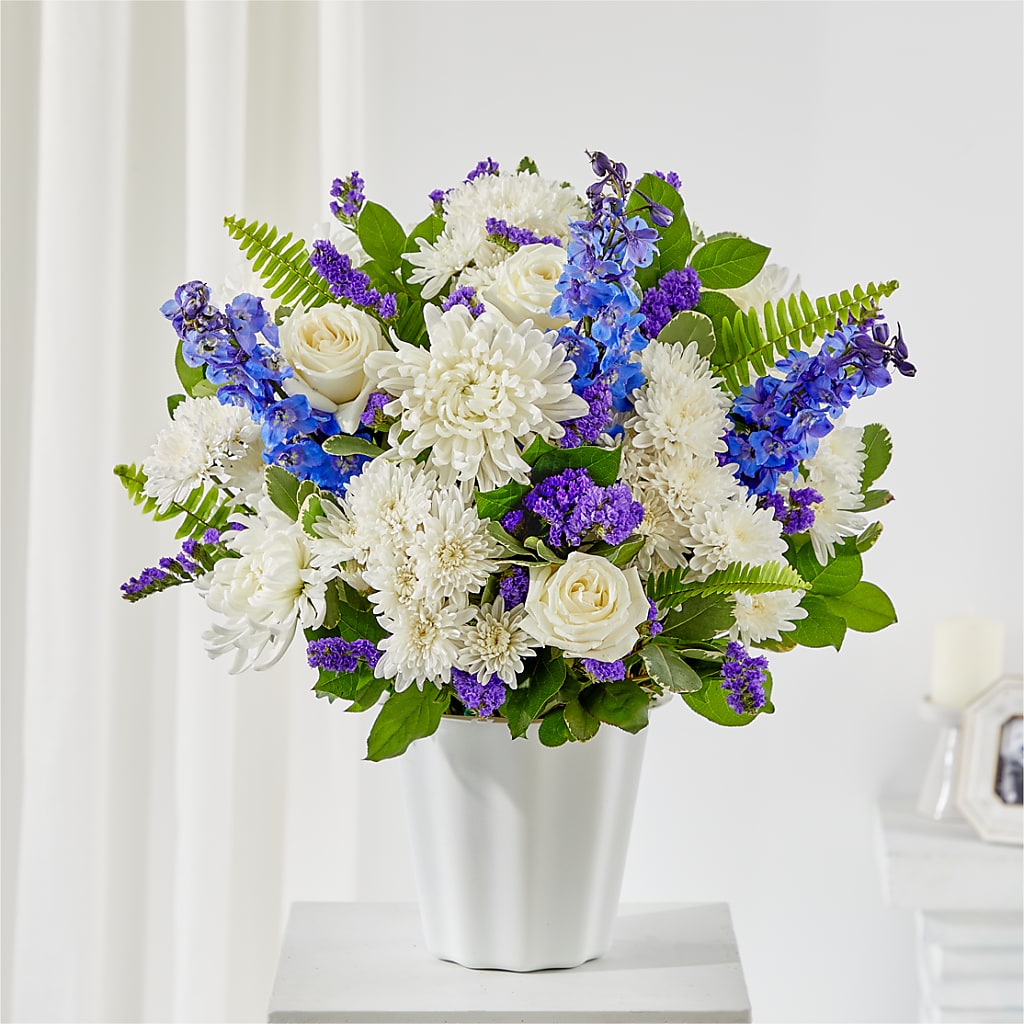 Hold Dear Tabletop Basket – Sunflower Florist Of Virginia Llc, Alexandria VA