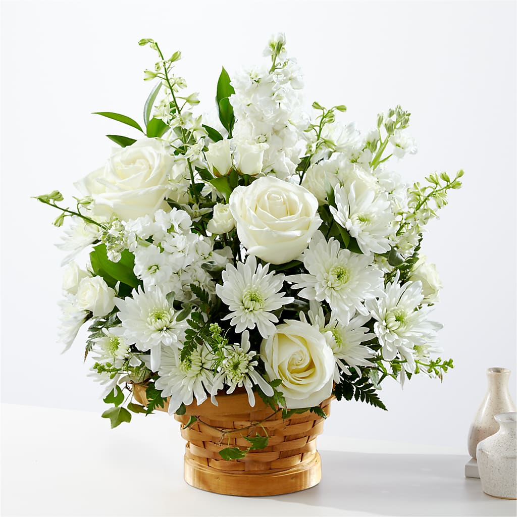Heartfelt Condolences Arrangement – Sunflower Florist Of Virginia Llc, Alexandria VA